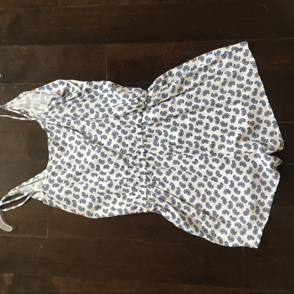 Old navy spaghetti adjustable strap romper shorts size small S paisley white/blu - Picture 6 of 6